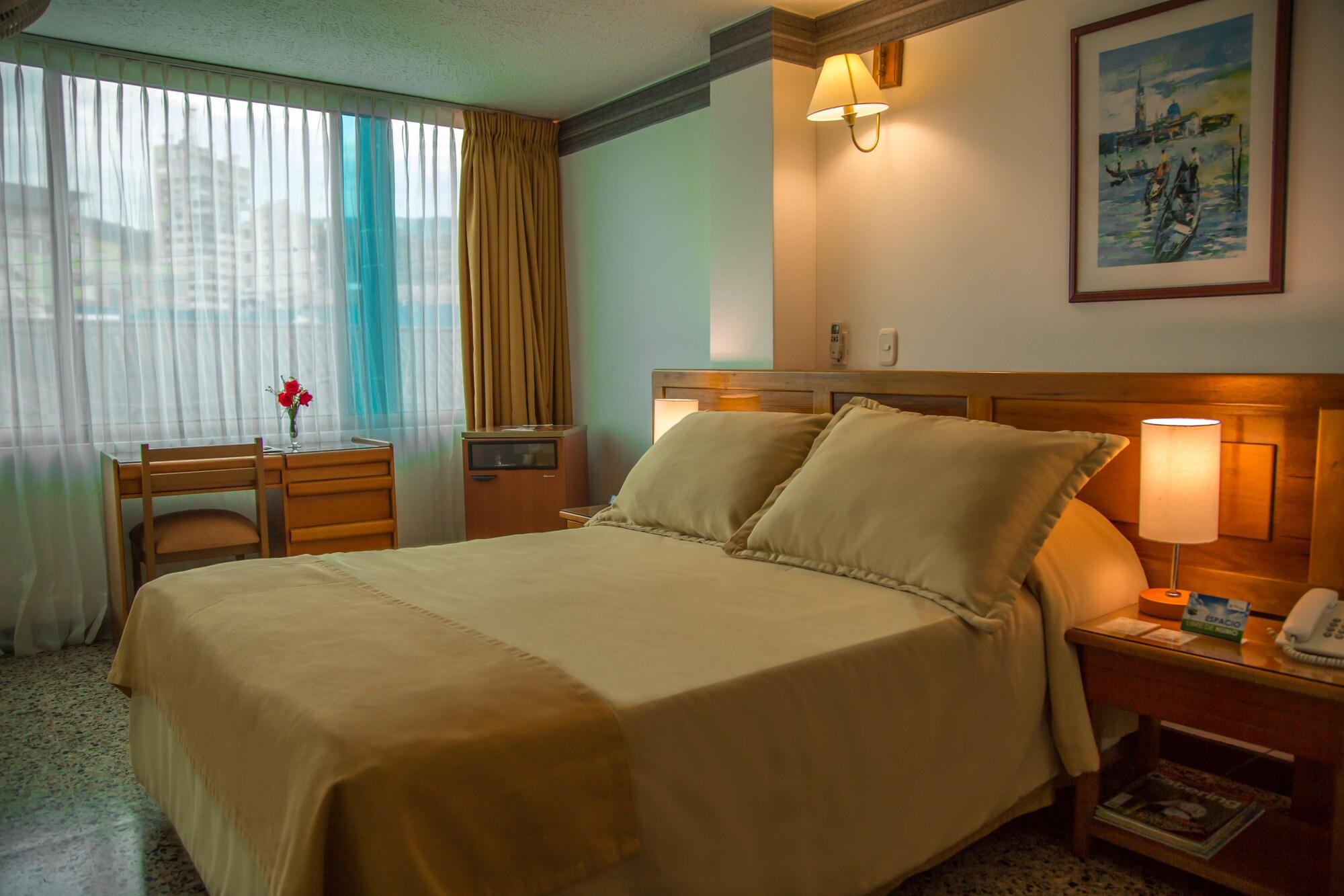 Hotel Villavicencio Plaza Bagian luar foto