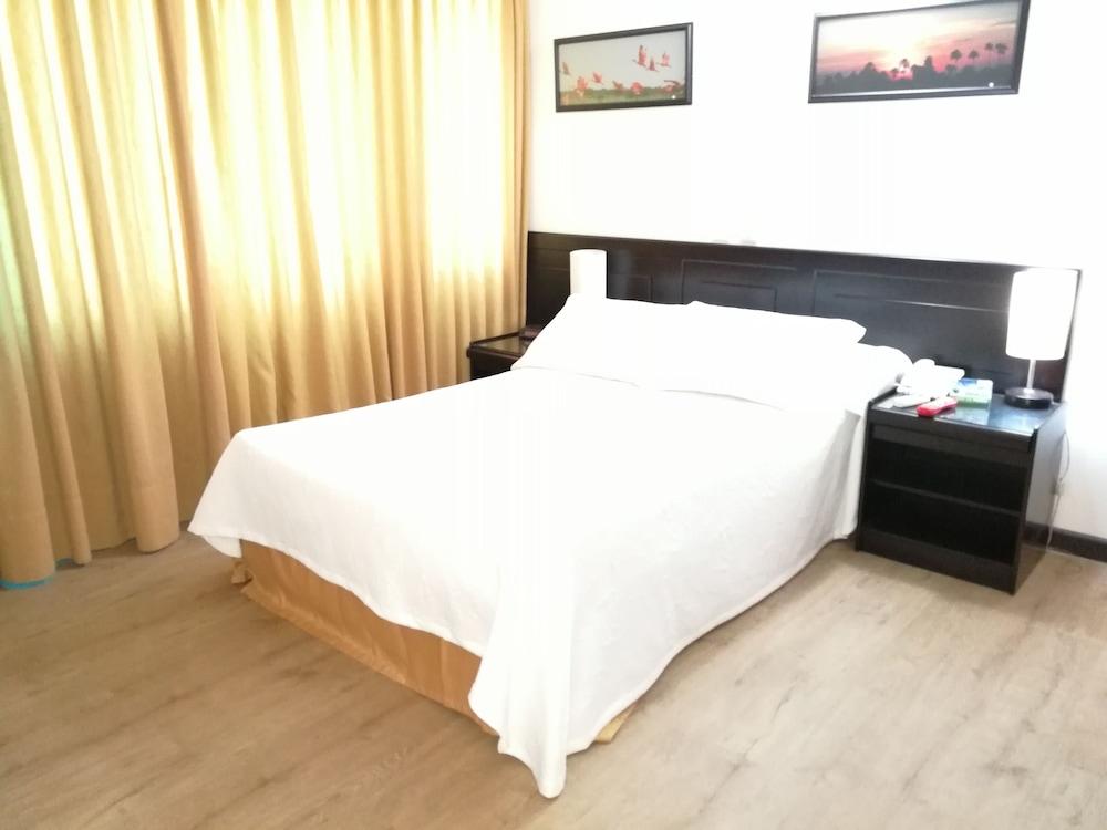 Hotel Villavicencio Plaza Bagian luar foto