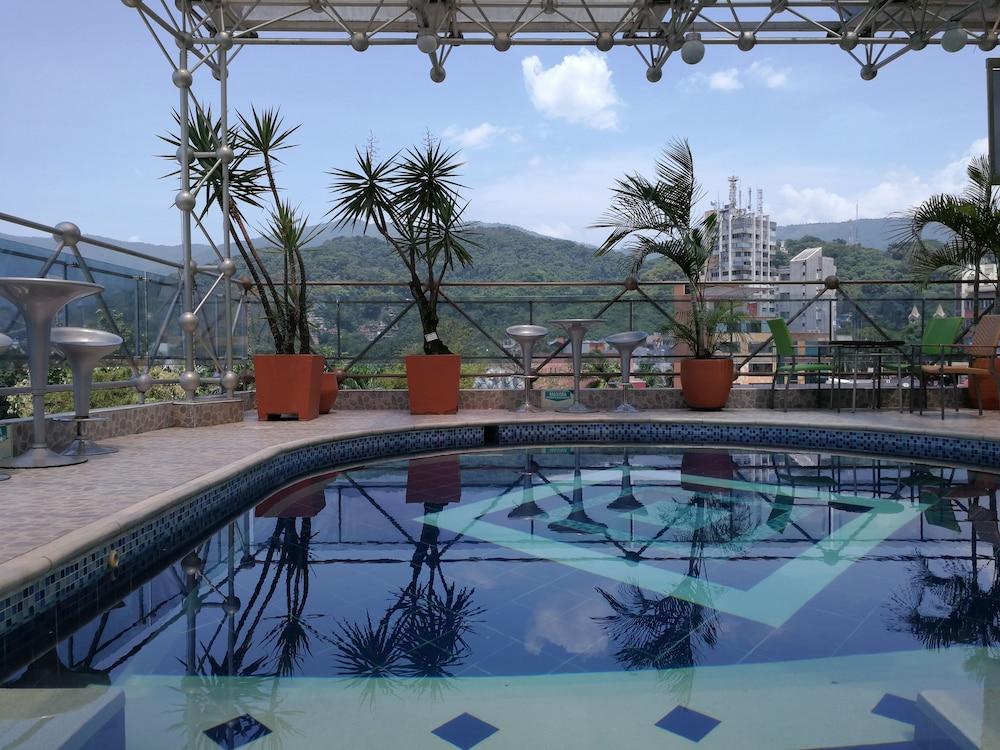 Hotel Villavicencio Plaza Bagian luar foto