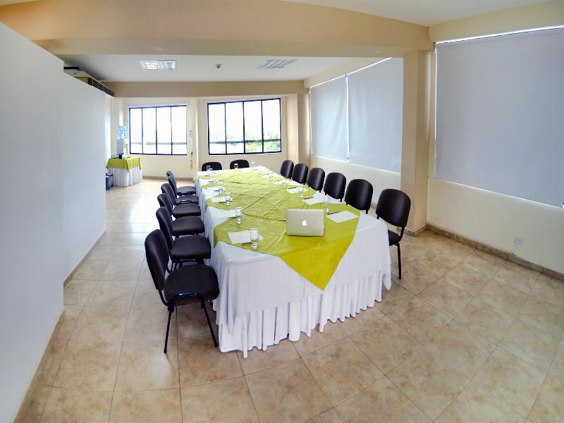 Hotel Villavicencio Plaza Bagian luar foto