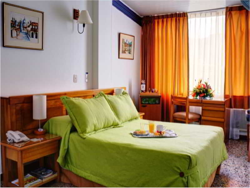 Hotel Villavicencio Plaza Bagian luar foto